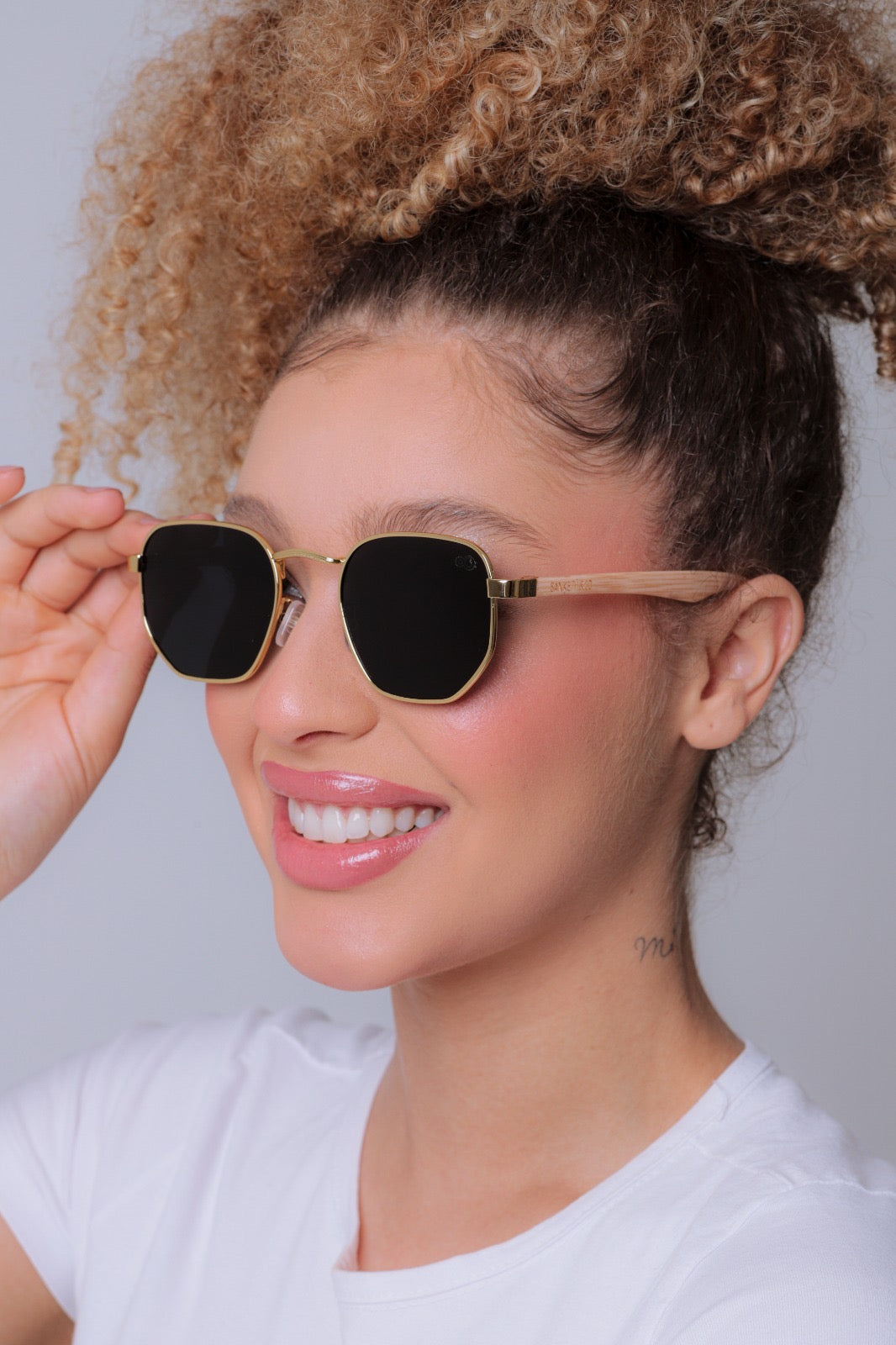 Óculos de Sol Unissex San Keith Oxford Bambu Dourado Lente Preta