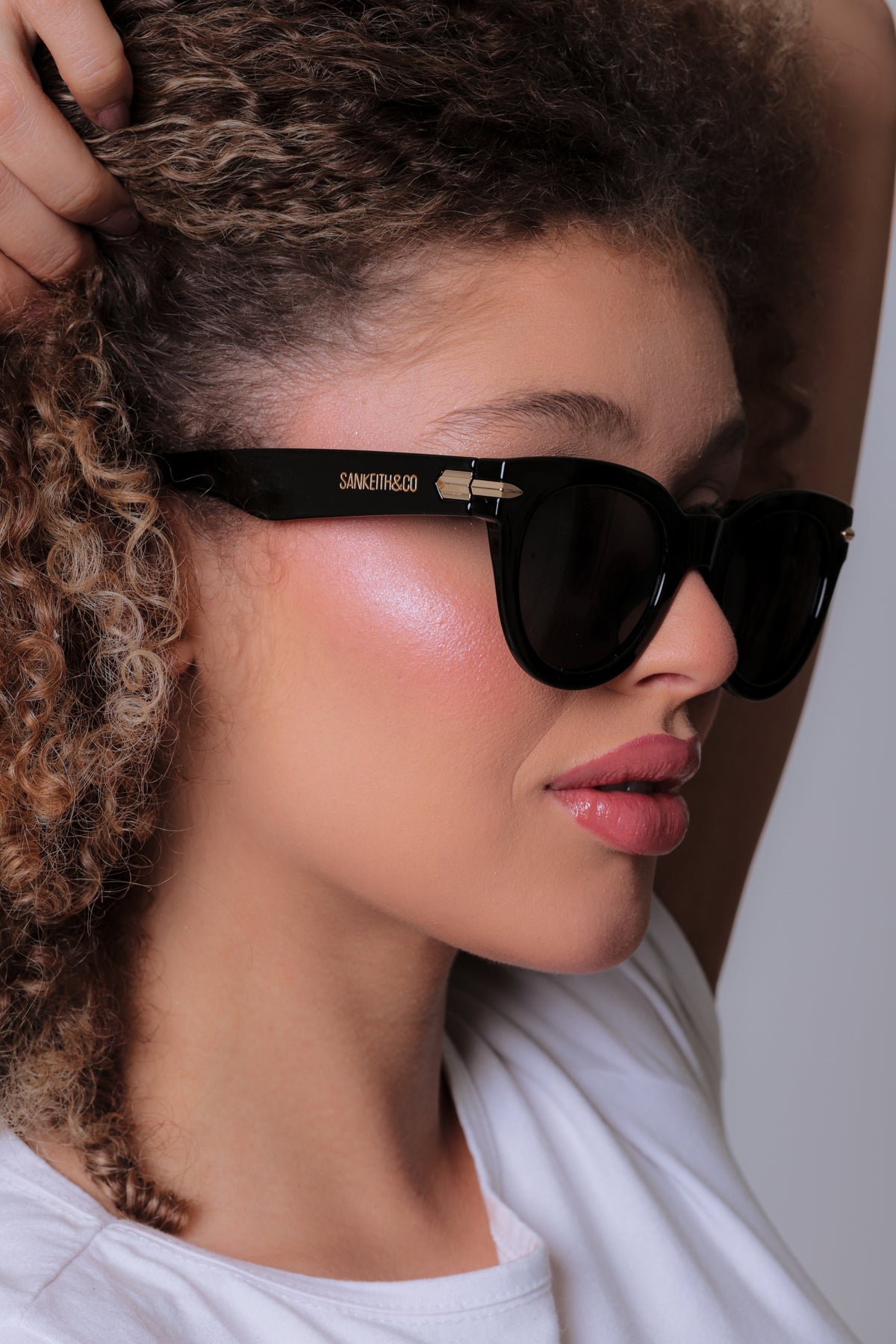Óculos de Sol Feminino San Keith Maldivas Preto Redondo